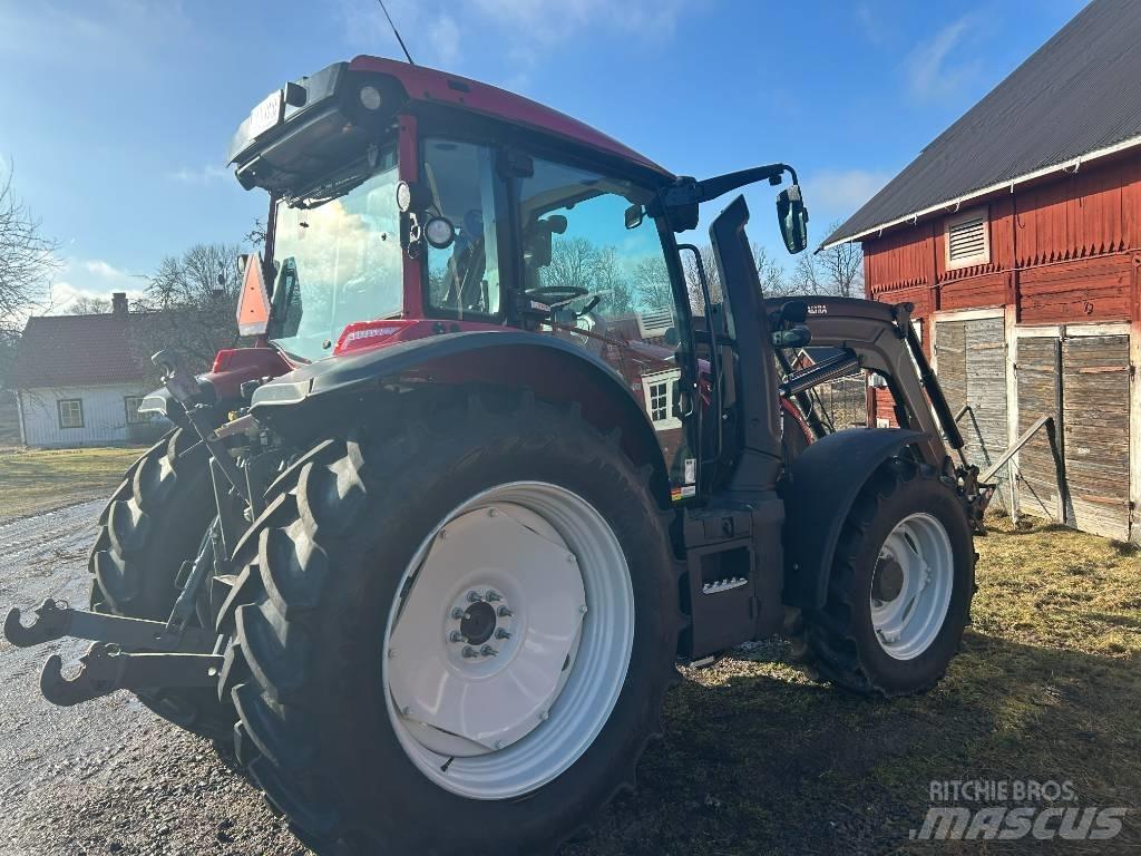 Valtra G 115 HT Трактори