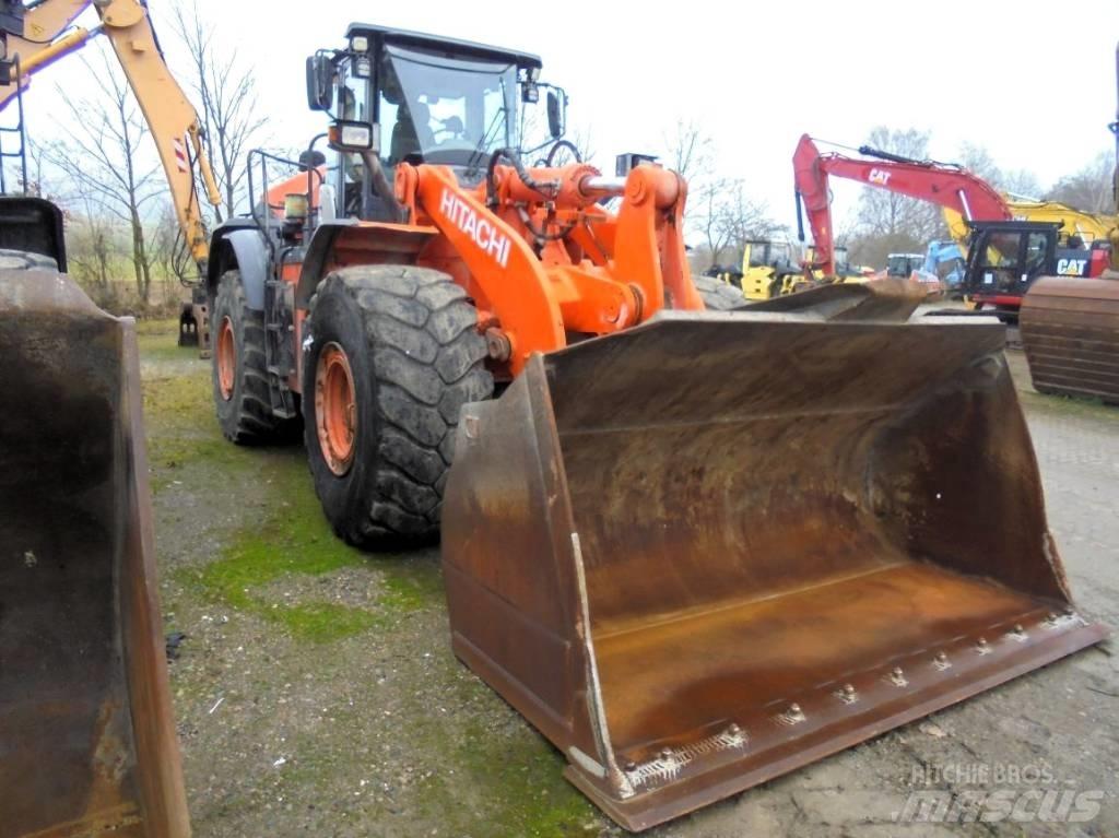 Hitachi ZW 310-6 Колесни товарачи