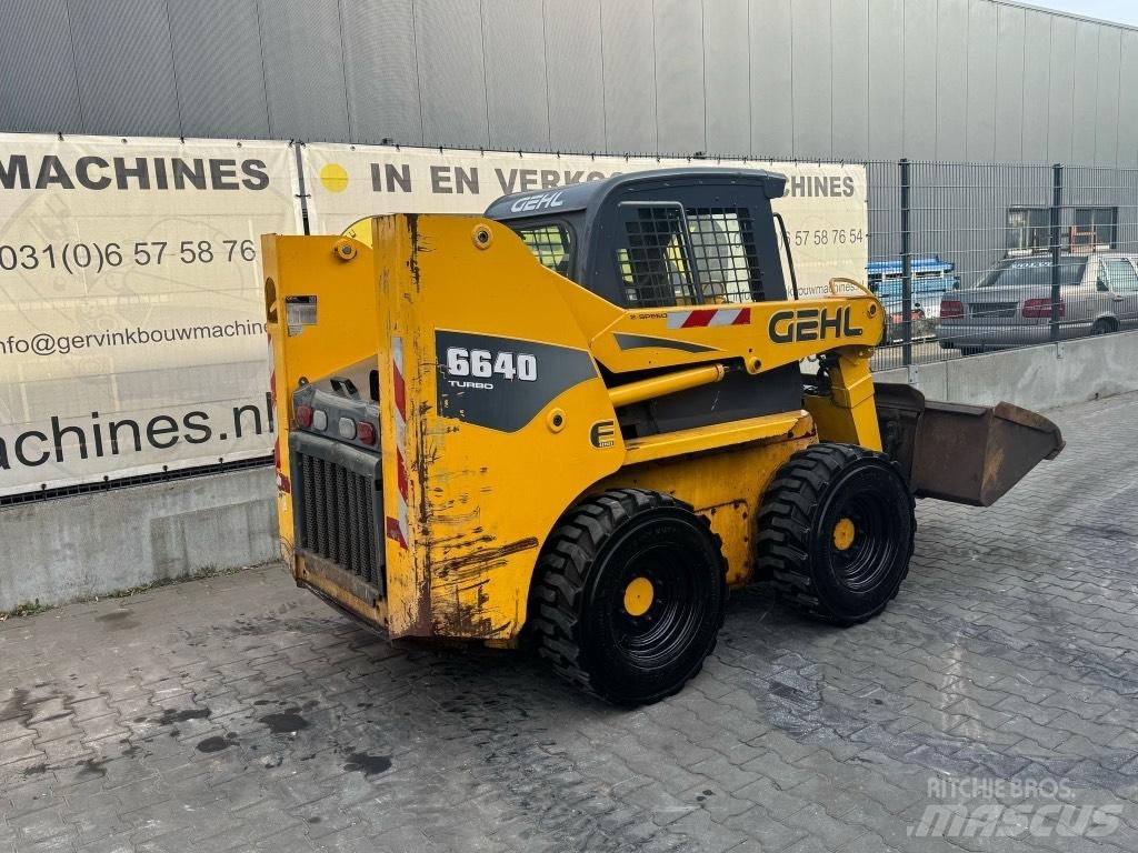 Gehl 6640 Мини товарачи

