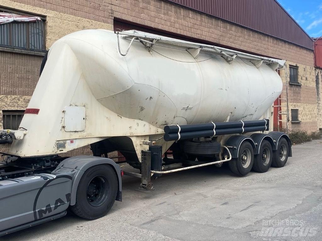 Spitzer SF2439PI Полуремаркета цистерни
