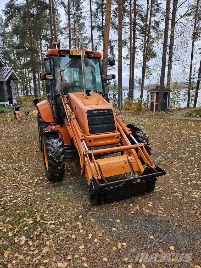 Fiat-Hitachi FB 100 Товарач със заден ексватор
