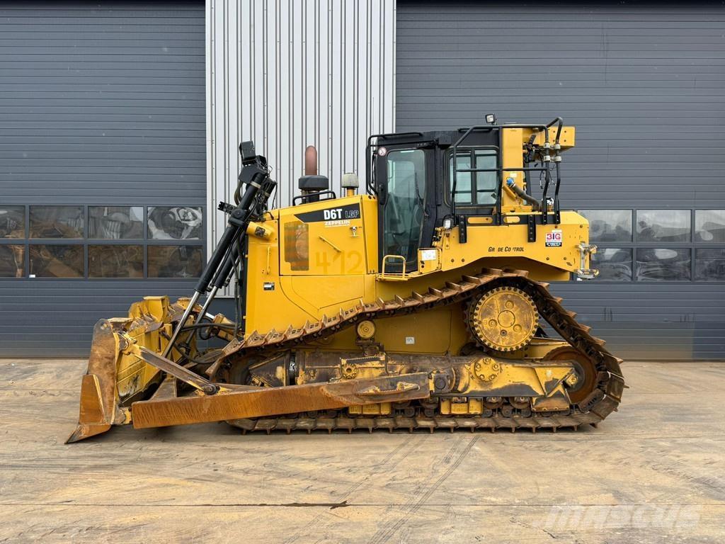CAT D6T LGP Верижни булдозери
