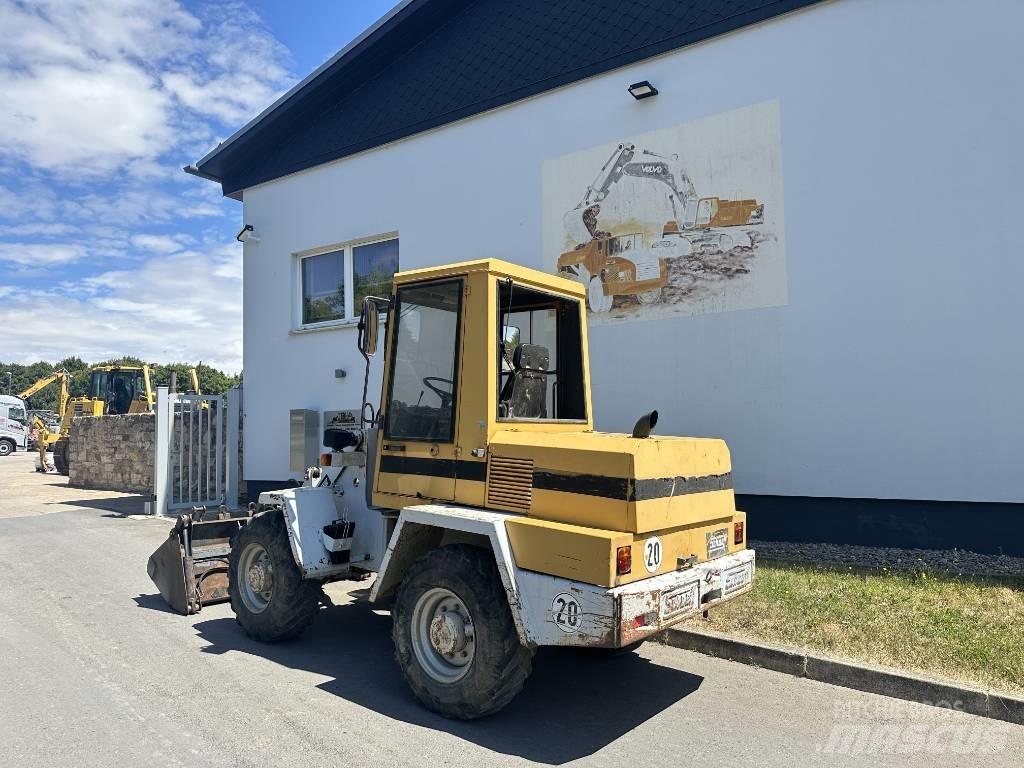 Schaeff SKL 832 Колесни товарачи