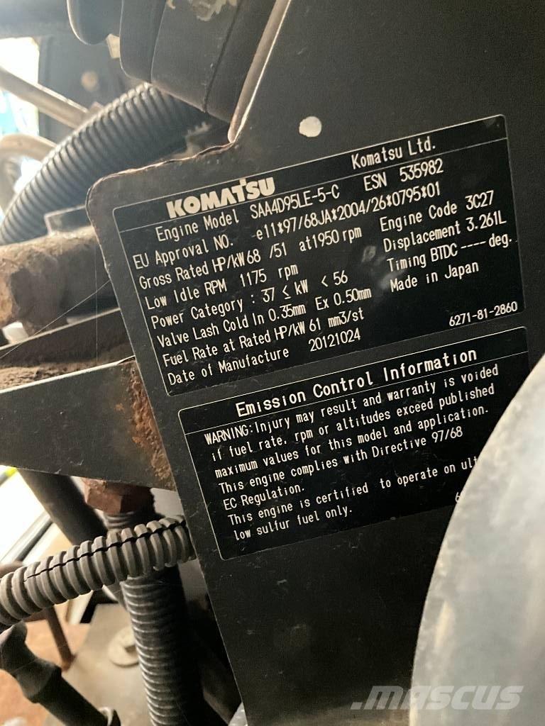 Komatsu PW 98 MR-8 Колесни екскаватори