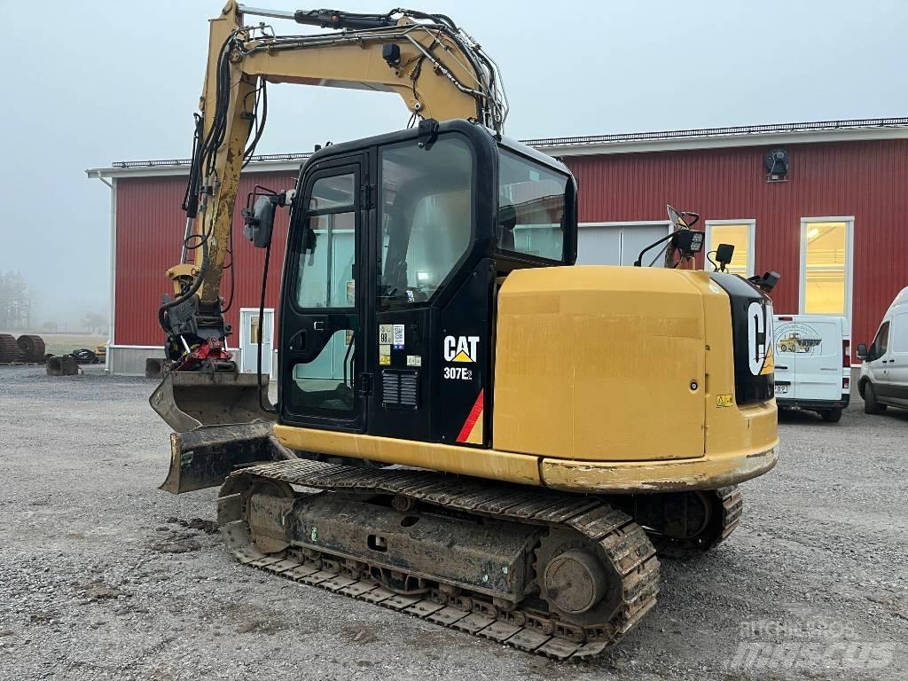 CAT 307 E2 Средни екскаватори 7т - 12т