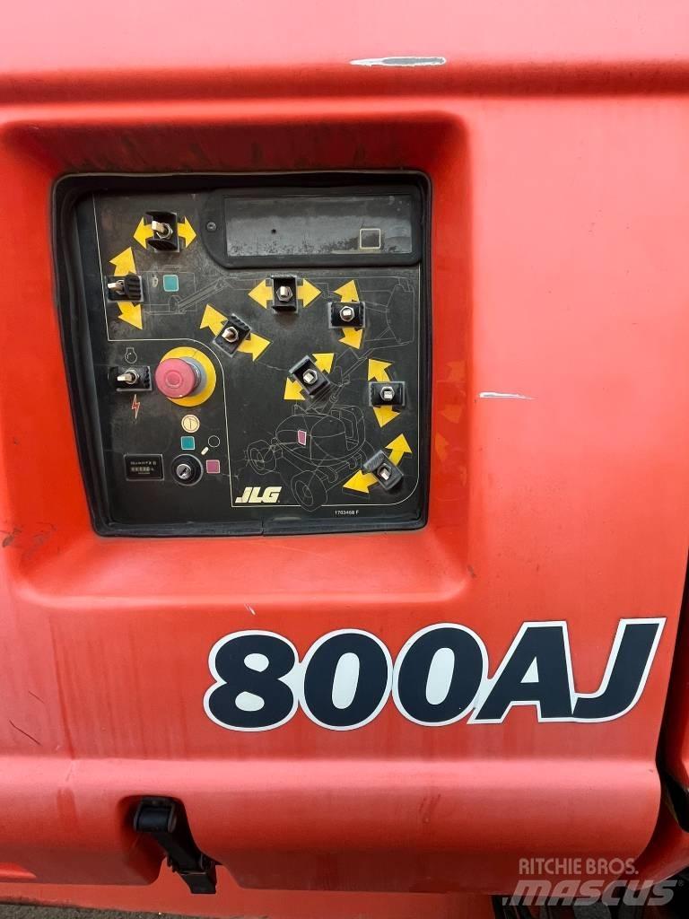 JLG 800 AJ Съчленени стрелови подемници
