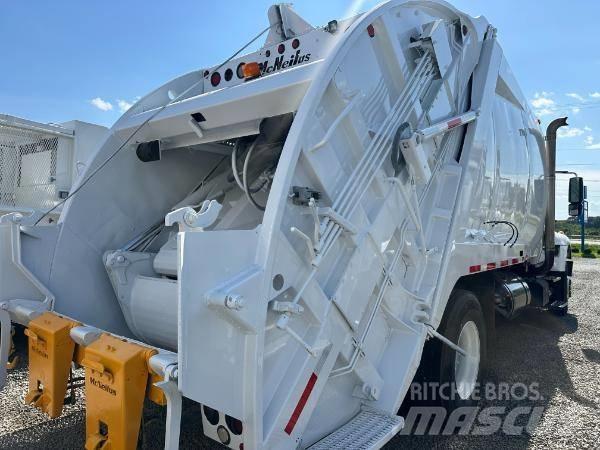 International 7400 Камиони за отпадъци