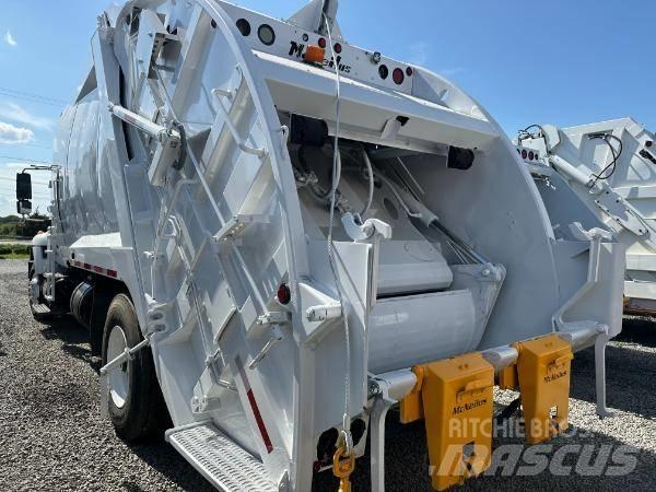 International 7400 Камиони за отпадъци