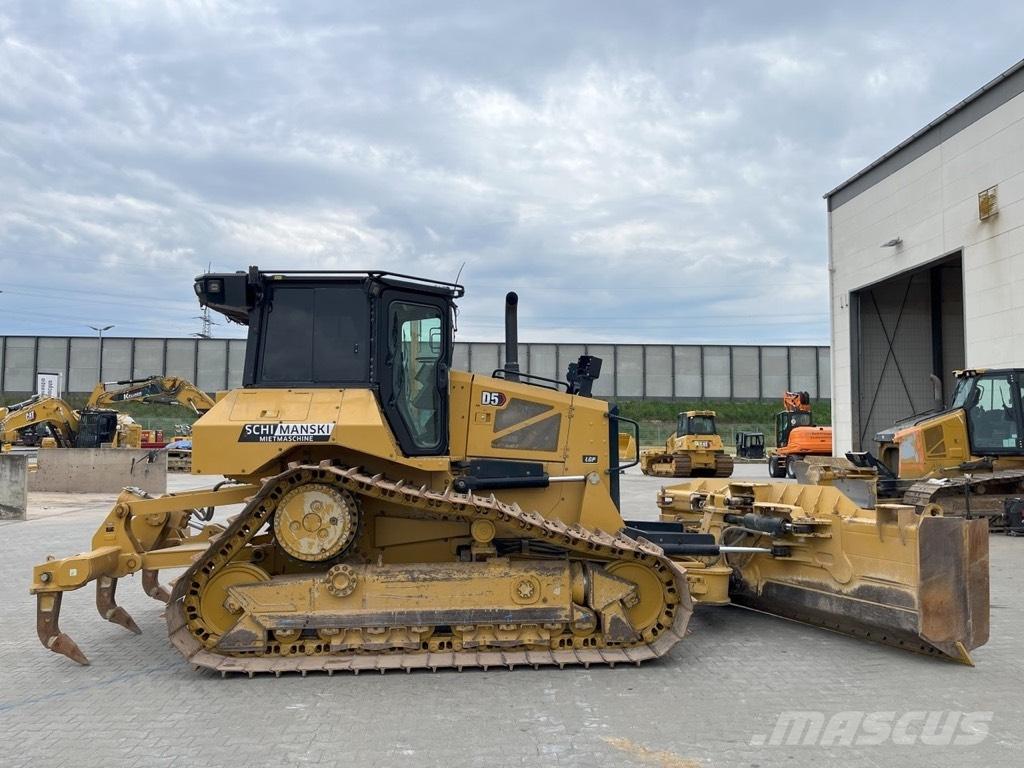 CAT D 5 LGP Верижни булдозери

