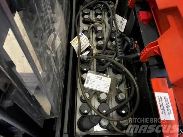 Toyota SWE 120 L Колички високоповдигачи с теглич