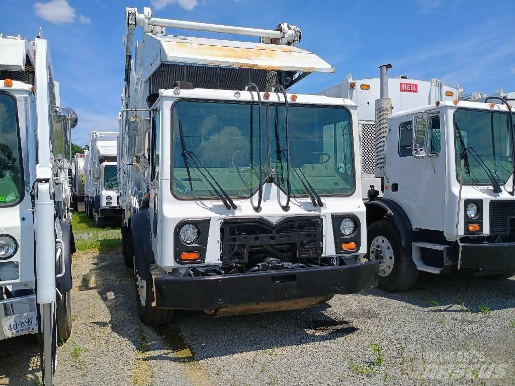 Mack MRU 613 Камиони за отпадъци