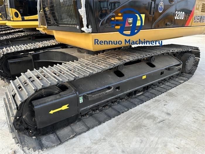CAT 320 D2L Верижен екскаватор