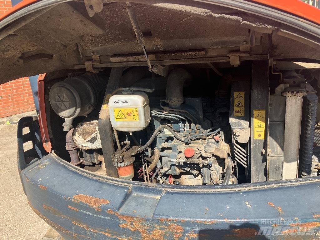 Kubota KX121-3 Мини екскаватори < 7 т