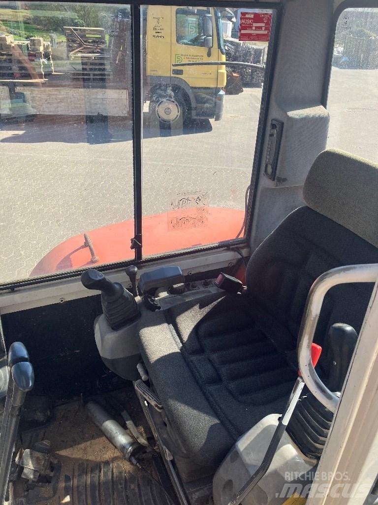 Kubota KX121-3 Мини екскаватори < 7 т