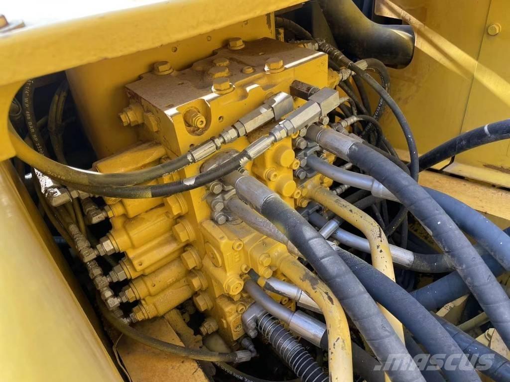 Komatsu PC 220-7 Верижен екскаватор