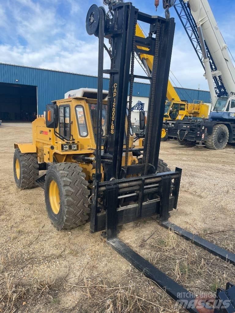 Liftking LK12C Камиони за херавни местности