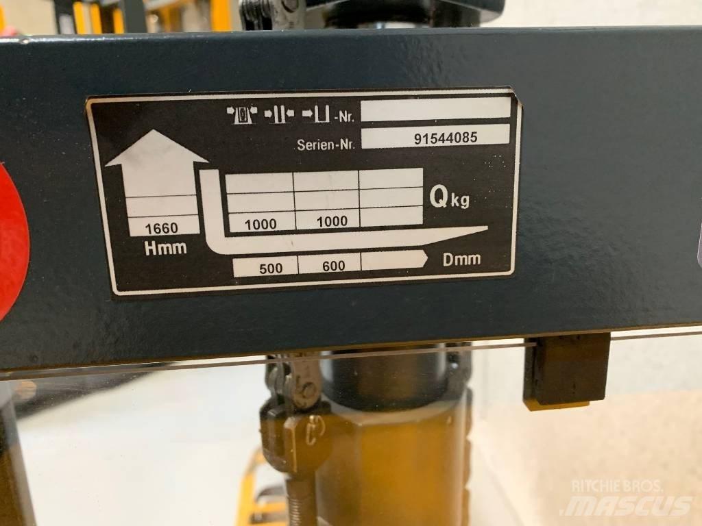 Jungheinrich ERD 220 Колички високоповдигачи с теглич