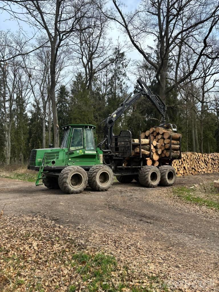 John Deere 1110 D Форуардери