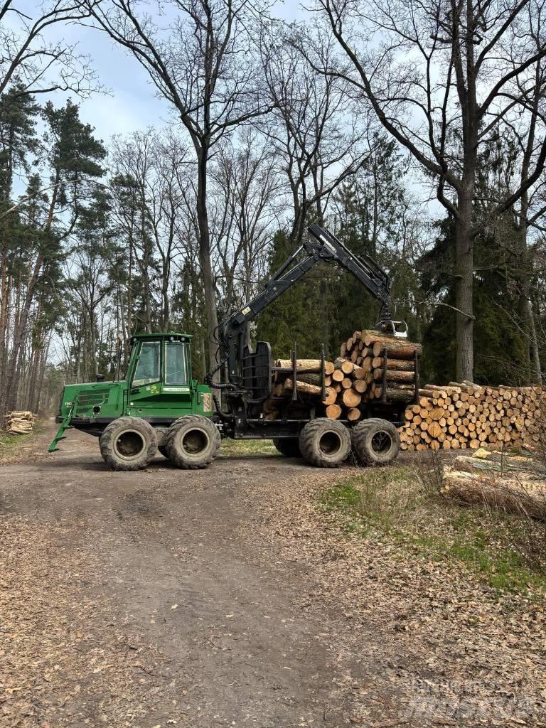 John Deere 1110 D Форуардери