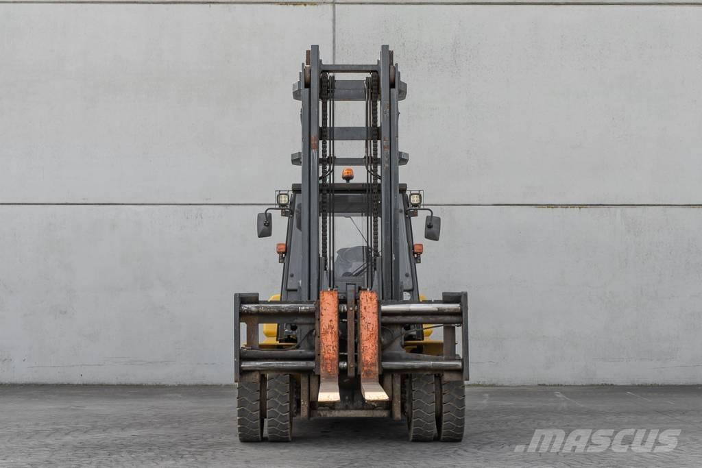 Komatsu FD 80-10 Дизелови камиони