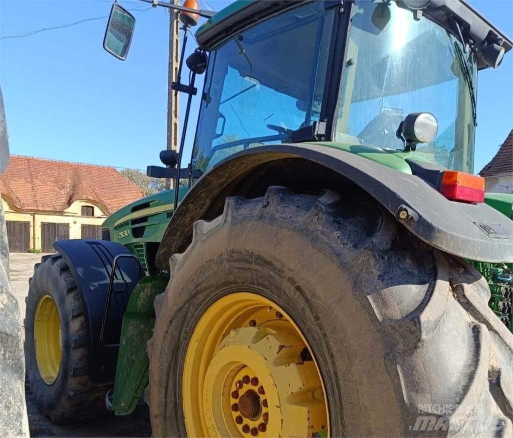 John Deere 7930 Трактори