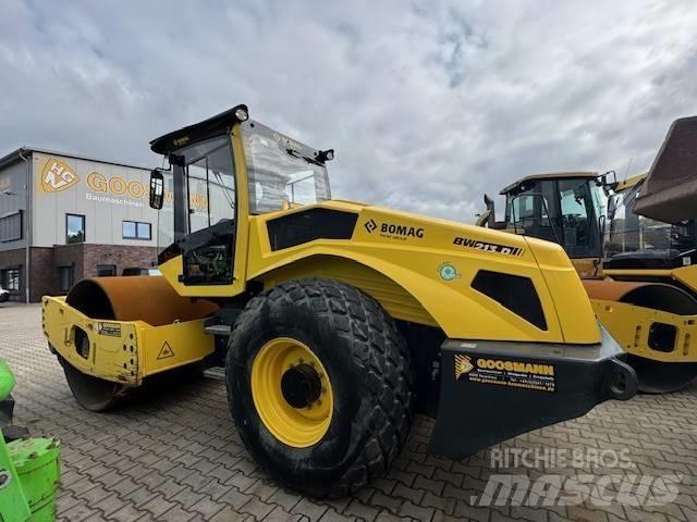 Bomag BW 213 D -5 Еднобарабанни ролки
