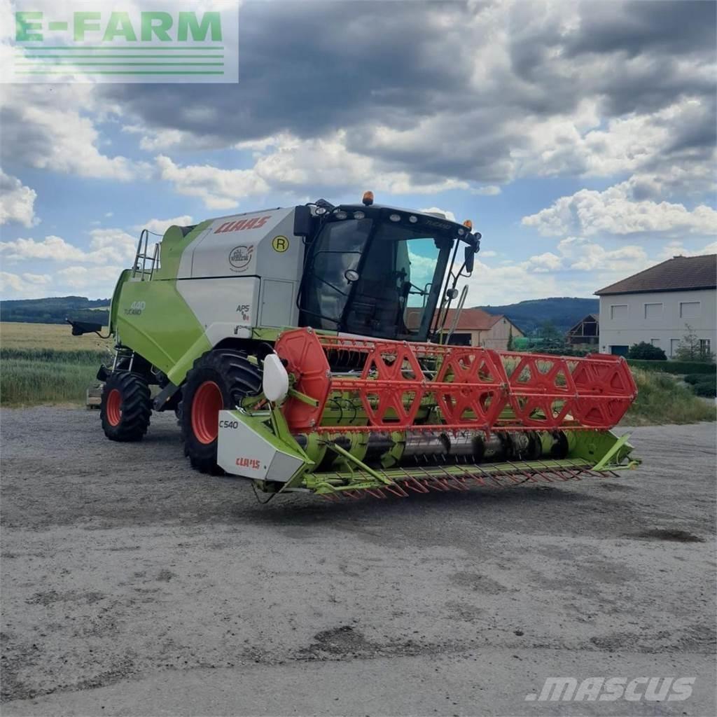 CLAAS tucano 440 Комбайни