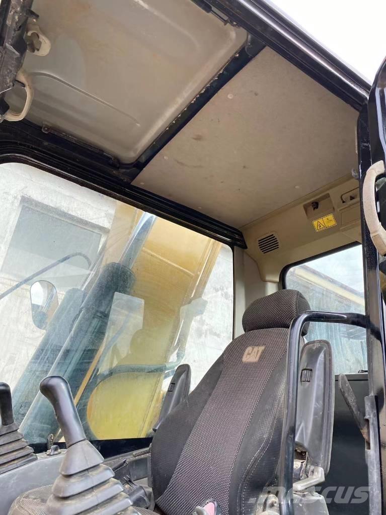 CAT 313 D Верижен екскаватор