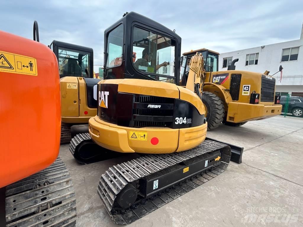 CAT 304 Верижен екскаватор