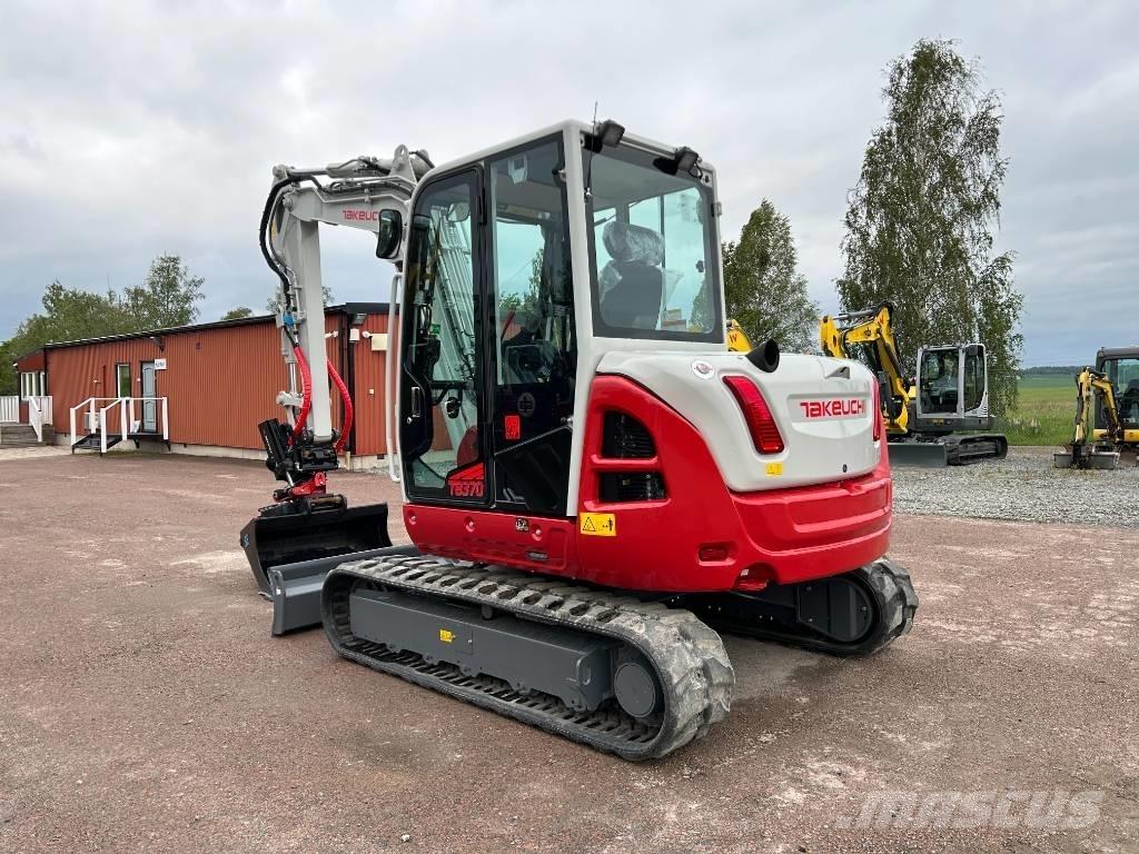 Takeuchi TB370 Средни екскаватори 7т - 12т