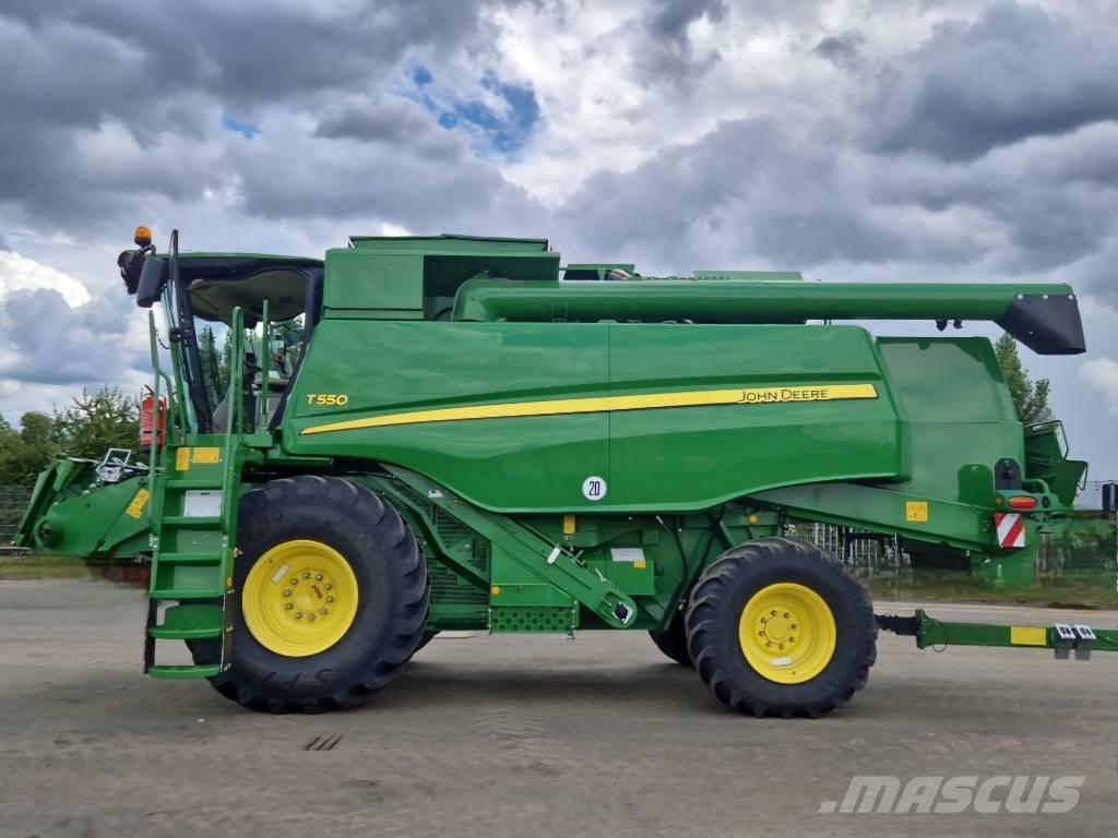 John Deere T 550 Комбайни