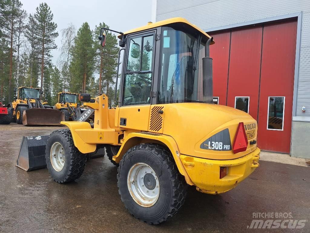 Volvo L30B AURALLA Колесни товарачи