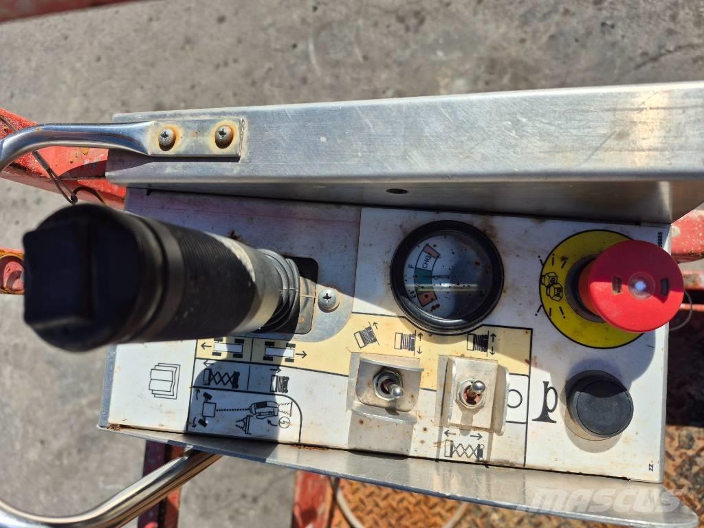 SkyJack SJ III 4632 Ножични работни платформи