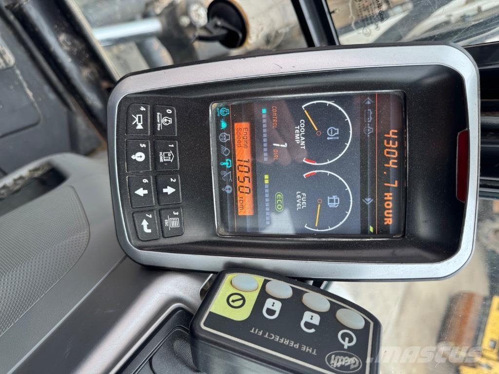 Bobcat E85 (14727) Средни екскаватори 7т - 12т