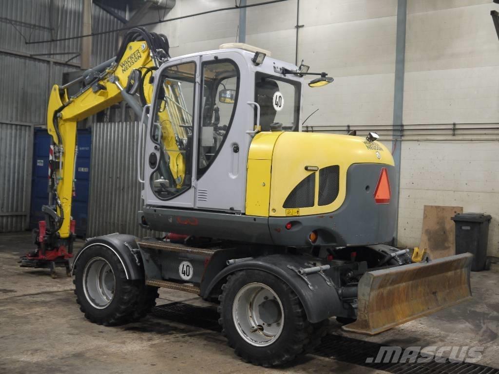 Wacker Neuson EW 100 Колесни екскаватори