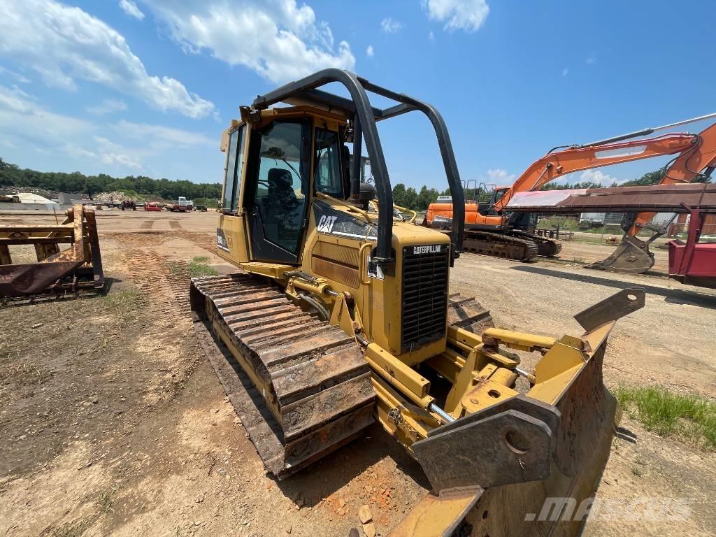 CAT D 5 LGP Верижни булдозери
