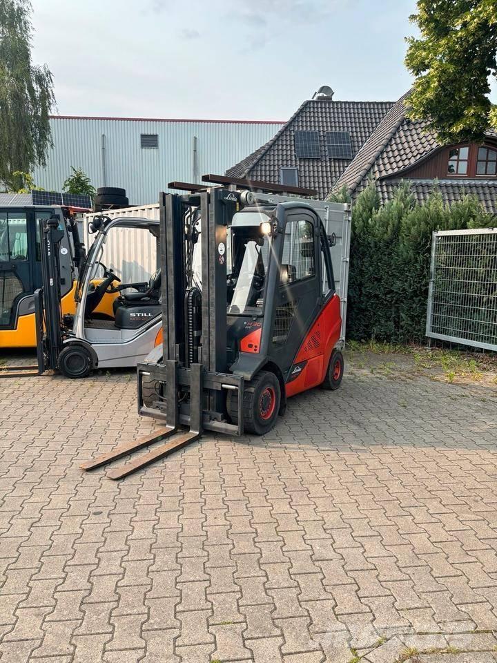 Linde H 30 D Дизелови камиони