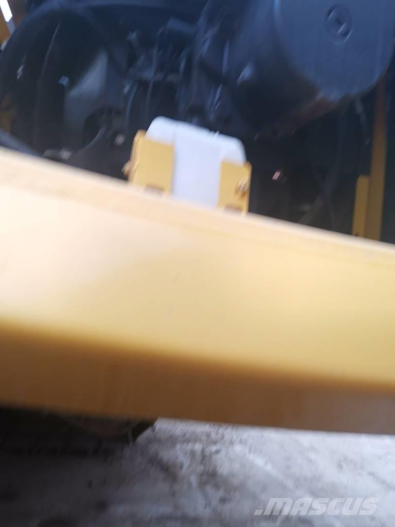 Komatsu PC 450-8 Верижен екскаватор