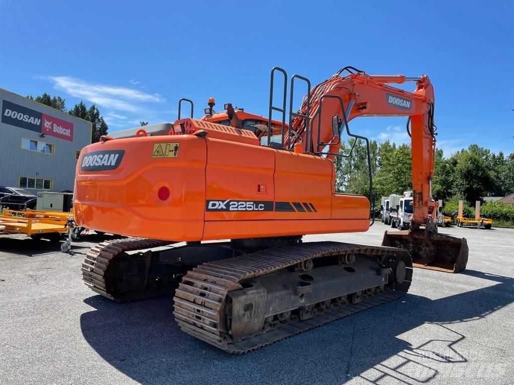 Doosan DX 225 LC-3 Верижен екскаватор