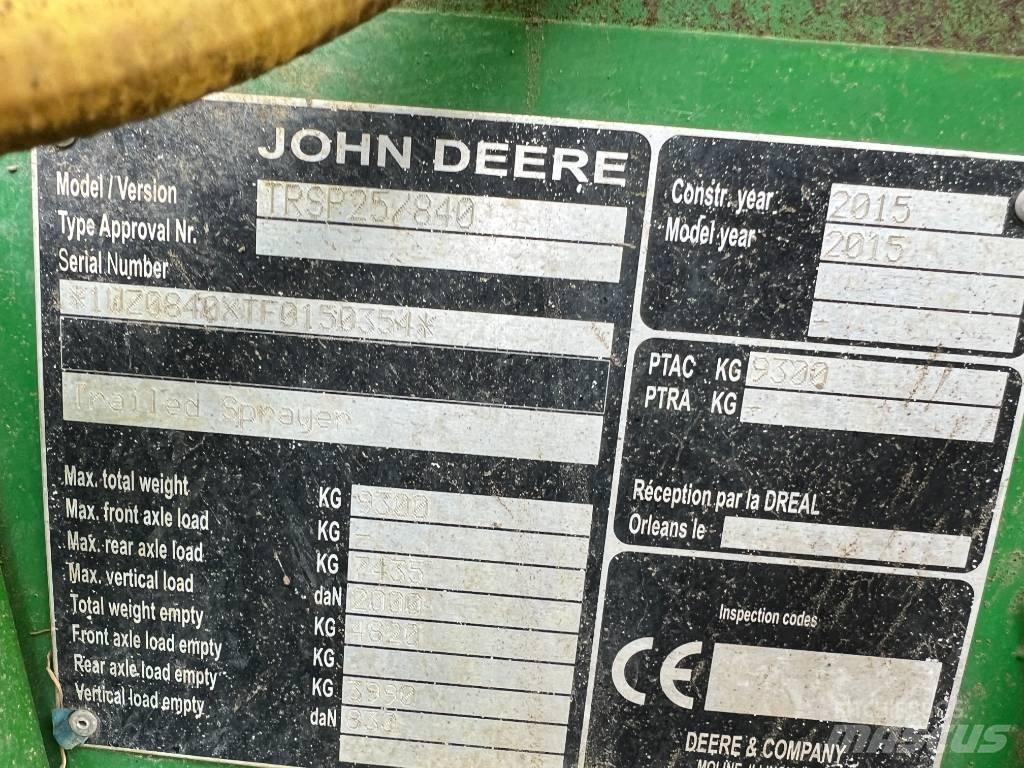 John Deere 840 Прикачни пръскачки

