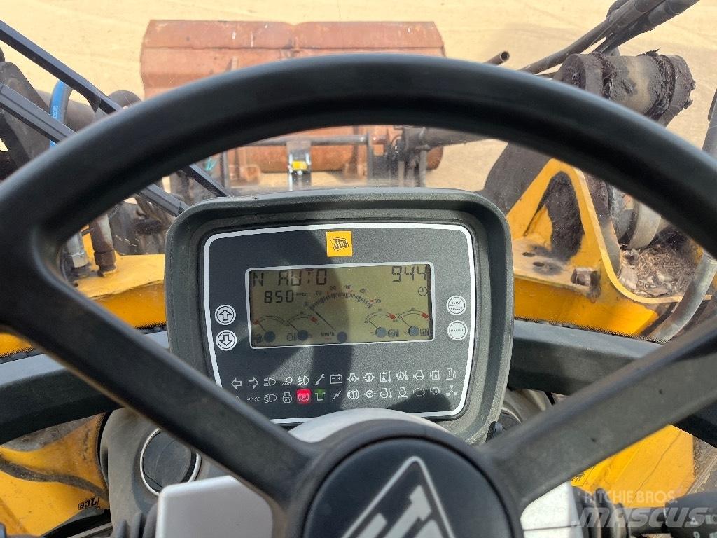 JCB 426 E HT Колесни товарачи