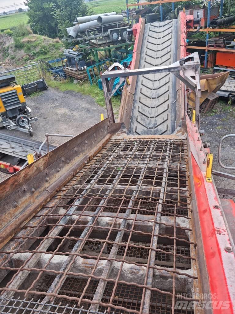 Terex Finlay 883+ Мобилни скрийнери
