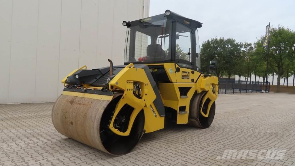 Bomag BW151 AD-5 Двойни барабанни ролки

