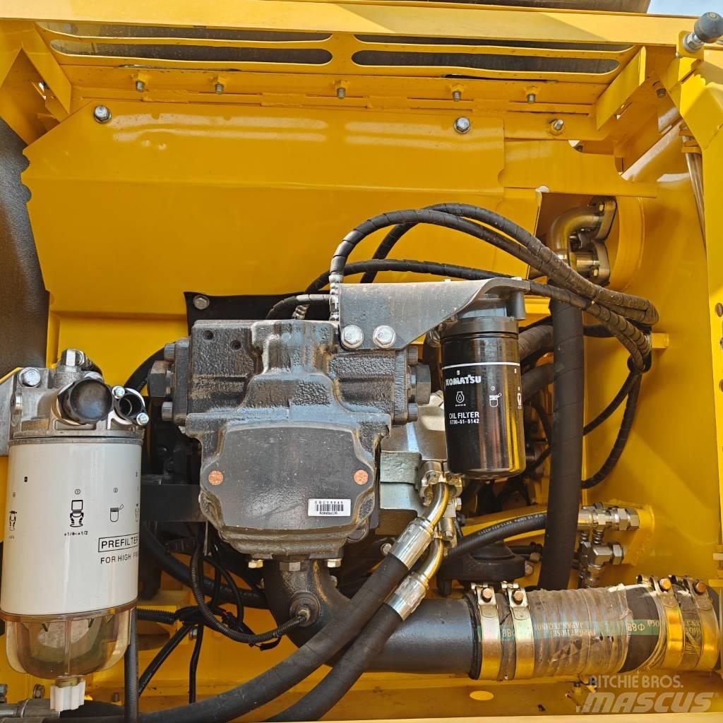 Komatsu 200-8N1 Верижен екскаватор