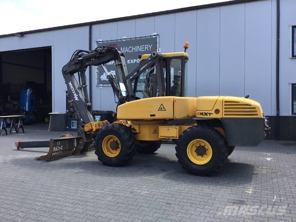 Mecalac 12 MXT Колесни екскаватори
