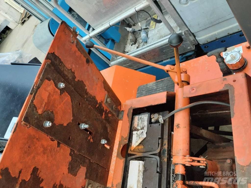Ausa CT 20 Дизелови камиони