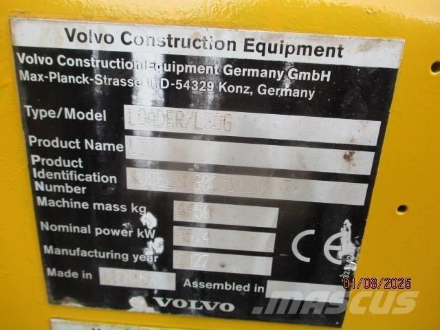 Volvo L 30 Колесни товарачи