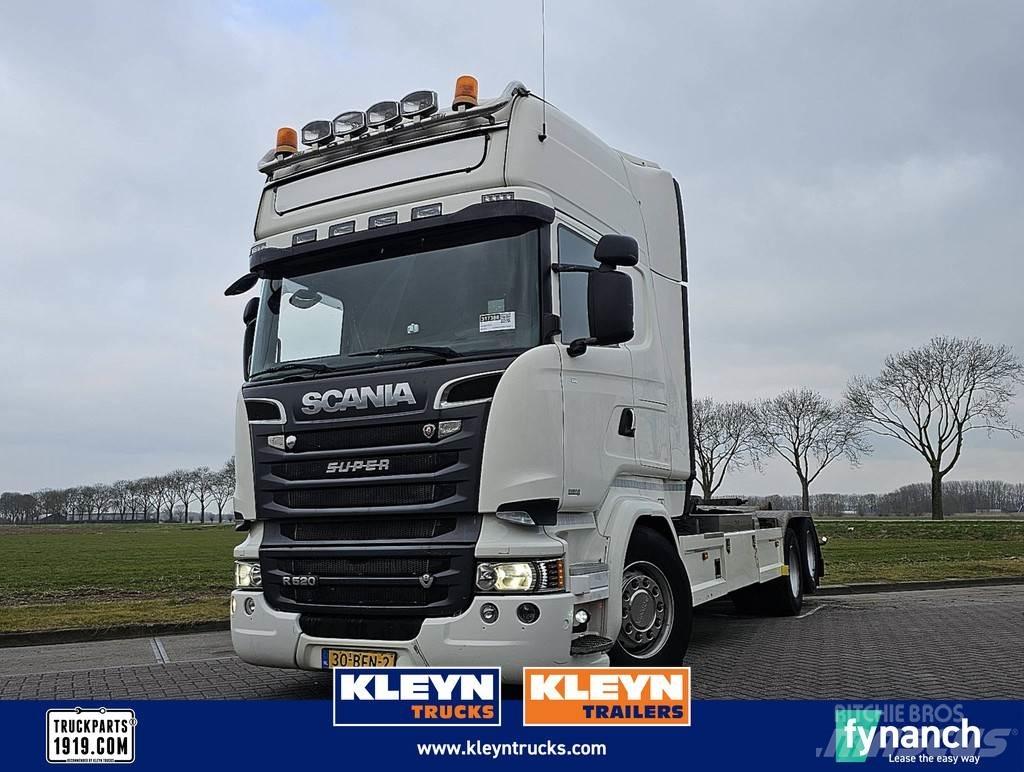 Scania R520 Камиони с кран с кука