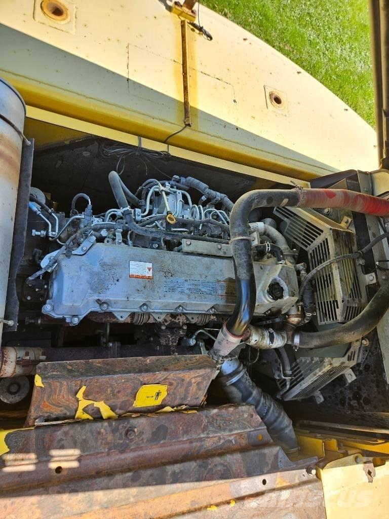 New Holland E 385 B Верижен екскаватор