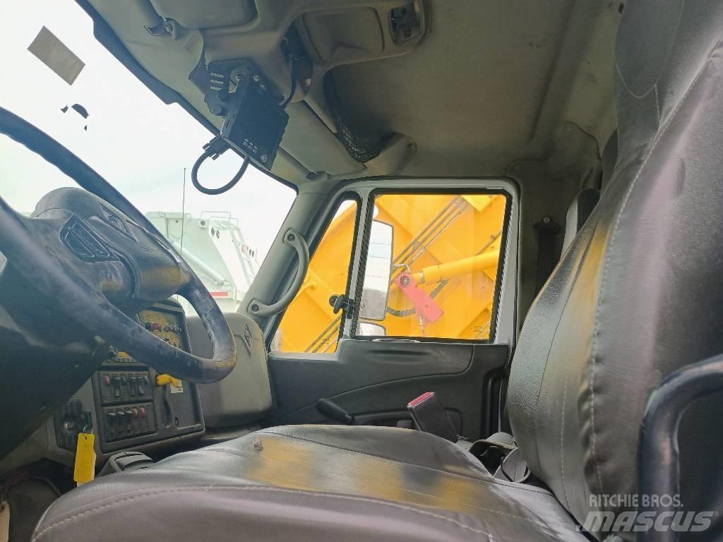 International 7400 Камиони за отпадъци